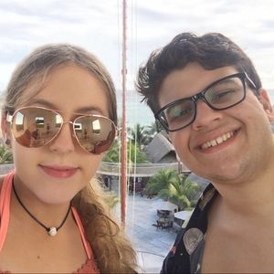 Meet your Posher, Alana